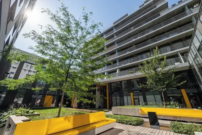 Pronájem bytu 3+kk, Praha - Karlín, Sokolovská, 88 m2