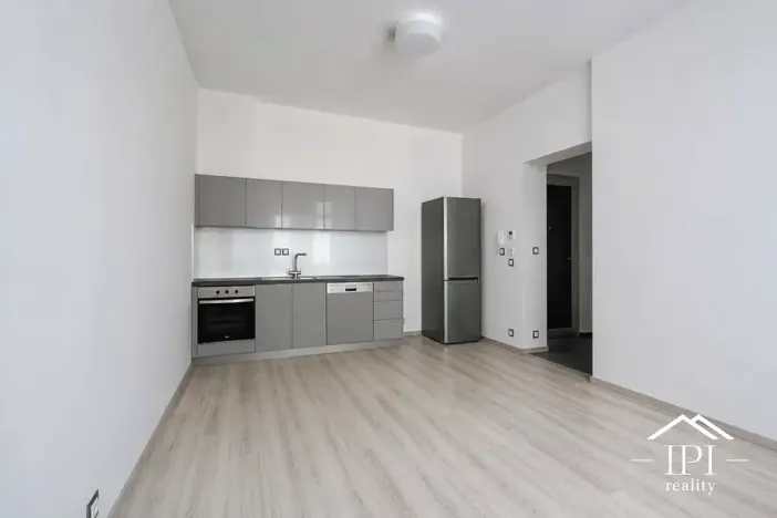 Pronájem bytu 2+kk, Praha - Holešovice, Veverkova, 55 m2