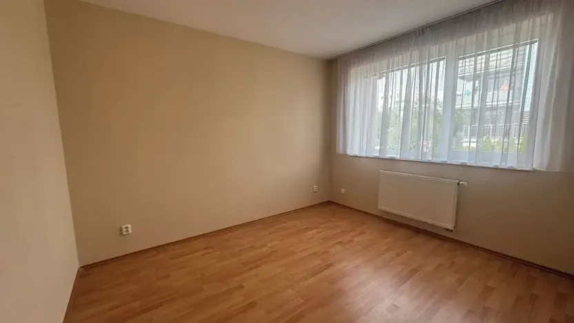 Pronájem rodinného domu, Praha - Řeporyje, Dělená, 170 m2