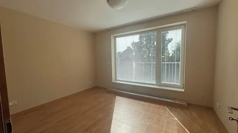 Pronájem rodinného domu, Praha - Řeporyje, Dělená, 170 m2
