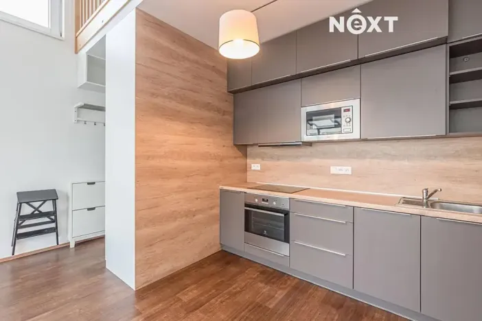 Pronájem bytu 2+kk, Praha - Radotín, Vindyšova, 63 m2