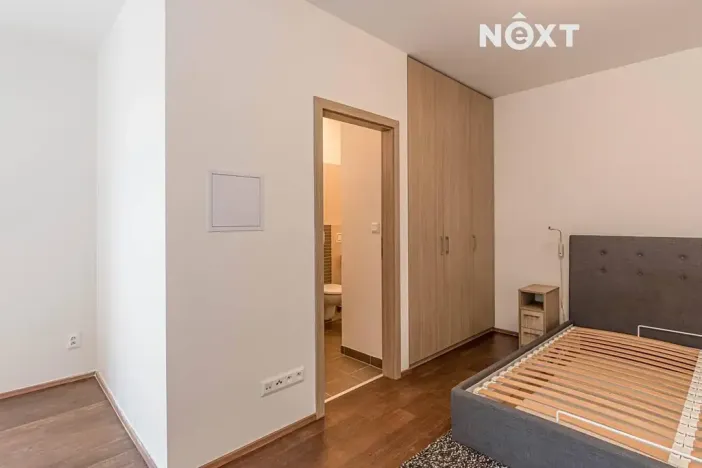 Pronájem bytu 2+kk, Praha - Radotín, Vindyšova, 63 m2