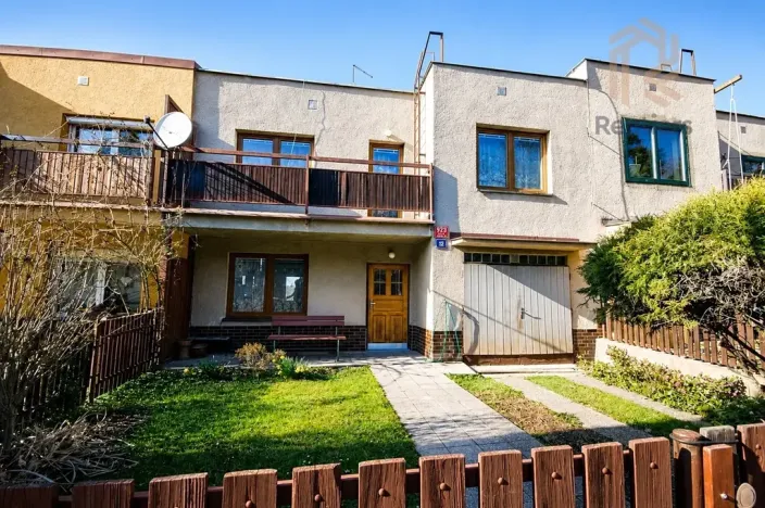 Prodej rodinného domu, Praha - Ruzyně, Kralupská, 256 m2