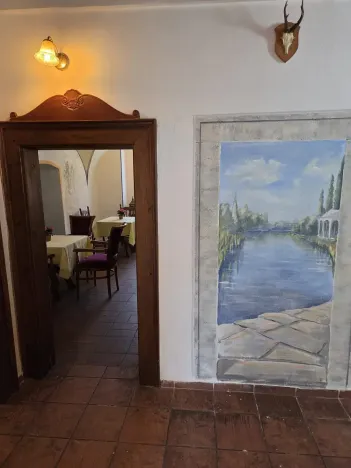 Pronájem restaurace, Železná Ruda, Klostermannovo náměstí, 120 m2