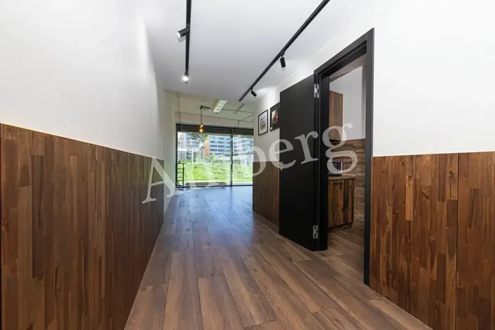 Prodej obchodního prostoru, Praha - Karlín, Karolinská, 59 m2