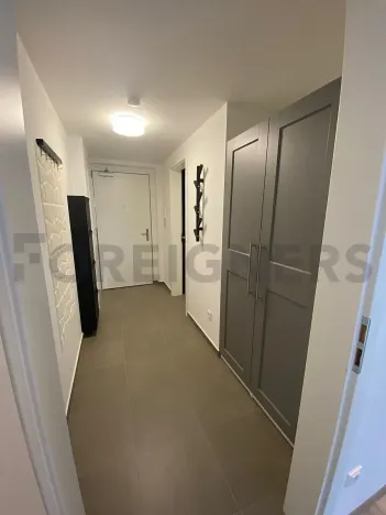 Pronájem bytu 1+kk, Pardubice, nábřeží Závodu míru, 42 m2