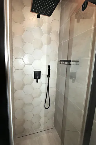 Pronájem bytu 2+kk, Praha - Karlín, Pobřežní, 58 m2