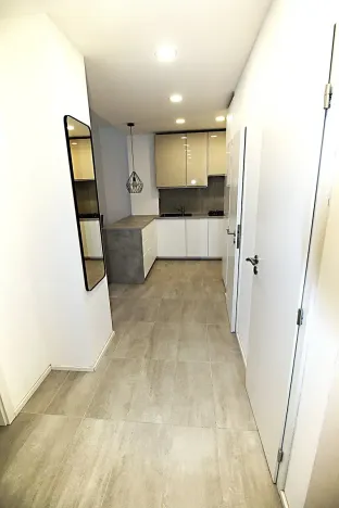 Pronájem bytu 2+kk, Praha - Karlín, Pobřežní, 58 m2