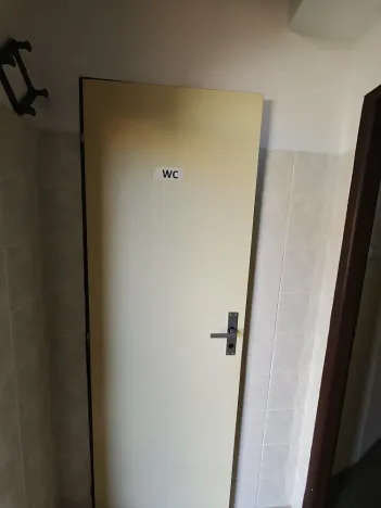 Pronájem obchodního prostoru, Třebíč - Vnitřní Město, Hasskova, 50 m2