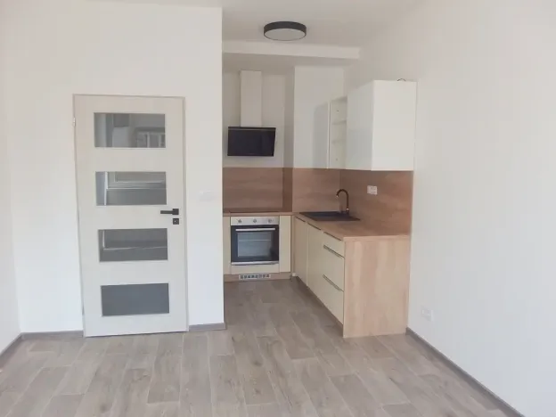 Pronájem bytu 2+kk, Zlín, Zarámí, 42 m2