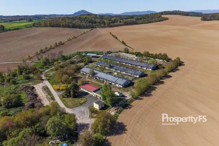 Prodej komerční, Dubá - Nový Berštejn, Krčma, 360 m2