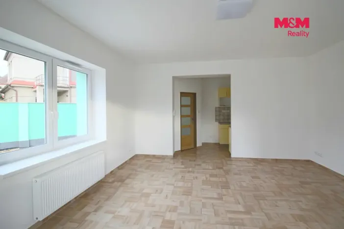 Pronájem bytu 1+kk, Hradec Králové - Slezské Předměstí, Bratří Štefanů, 44 m2
