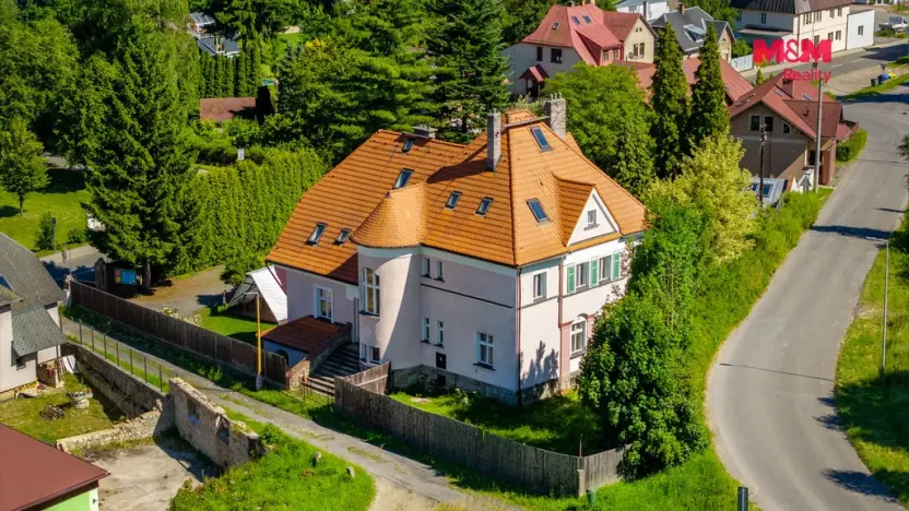 Prodej ubytování, Velké Hamry, 550 m2