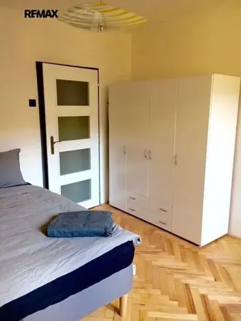 Pronájem bytu 2+1, Praha - Vinohrady, Vinohradská, 52 m2