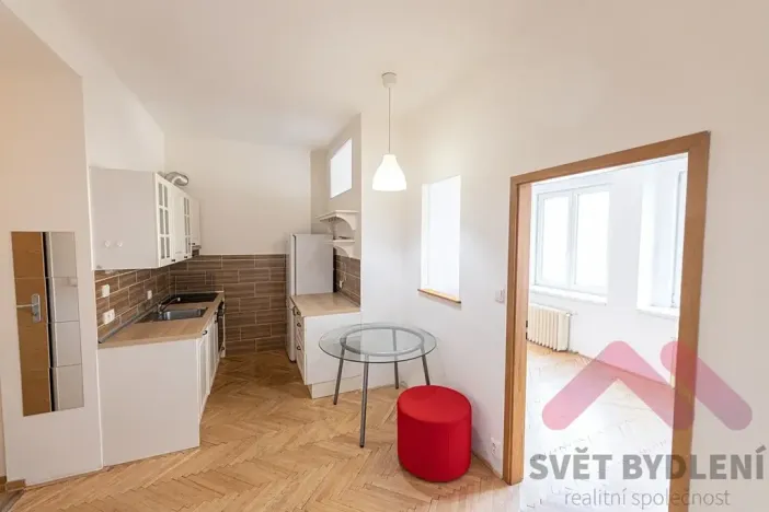 Pronájem bytu 2+1, Praha - Libeň, Sokolovská, 49 m2