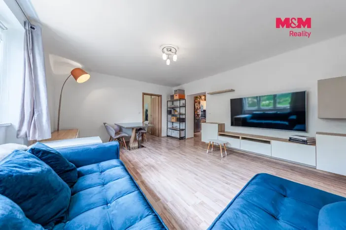 Prodej bytu 2+1, Ostrov, Luční, 57 m2