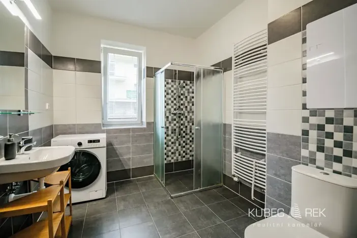 Pronájem bytu 1+kk, Tábor, U Areálu, 31 m2
