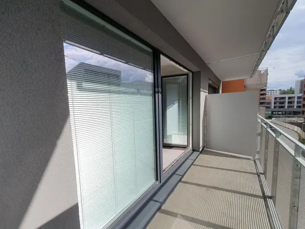 Pronájem bytu 1+kk, Praha - Vysočany, Pod Harfou, 45 m2
