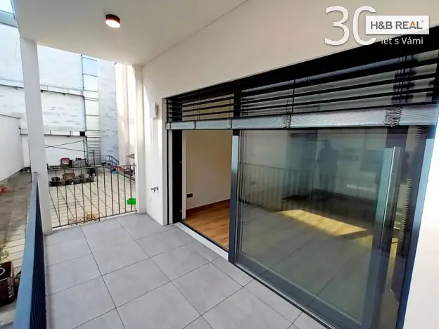 Pronájem bytu 2+kk, Zlín, Rašínova, 60 m2