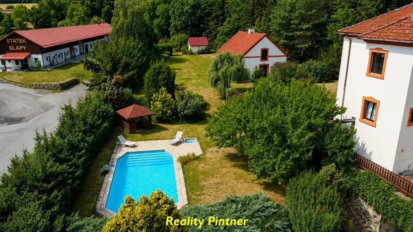 Prodej ubytování, Slapy, 680 m2