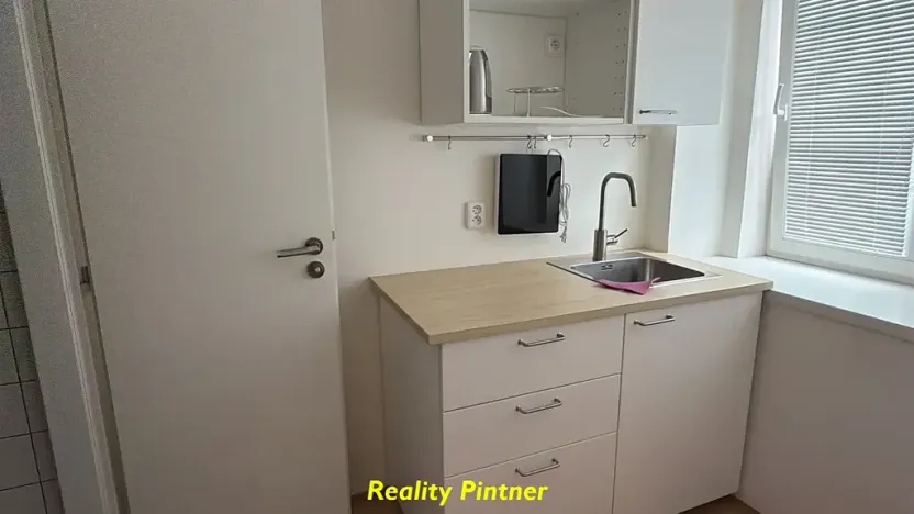 Prodej ubytování, Slapy, 680 m2