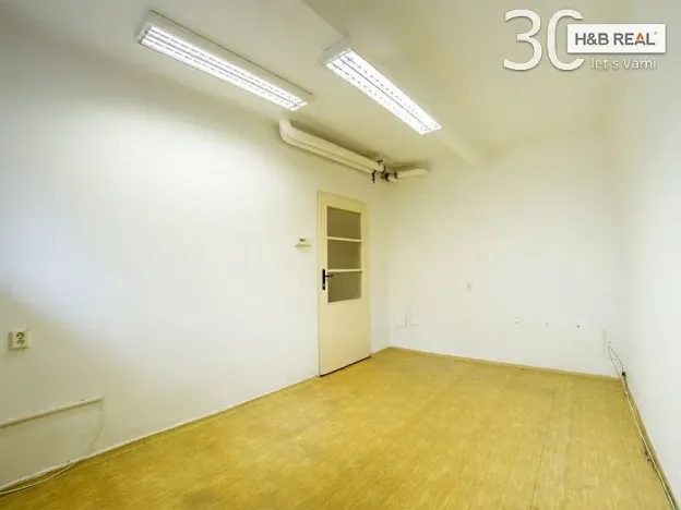 Prodej kanceláře, Vsetín, Sušilova, 59 m2