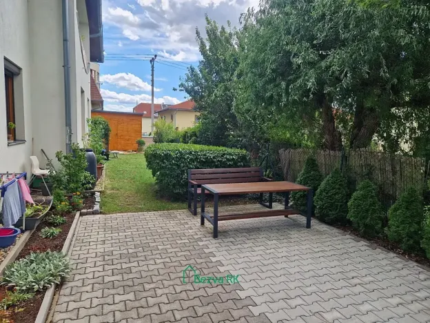 Pronájem bytu 2+kk, Rudná, Hořelické náměstí, 43 m2