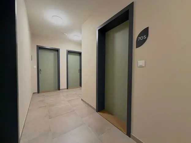 Prodej bytu 2+kk, Praha - Černý Most, Arnošta Valenty, 35 m2