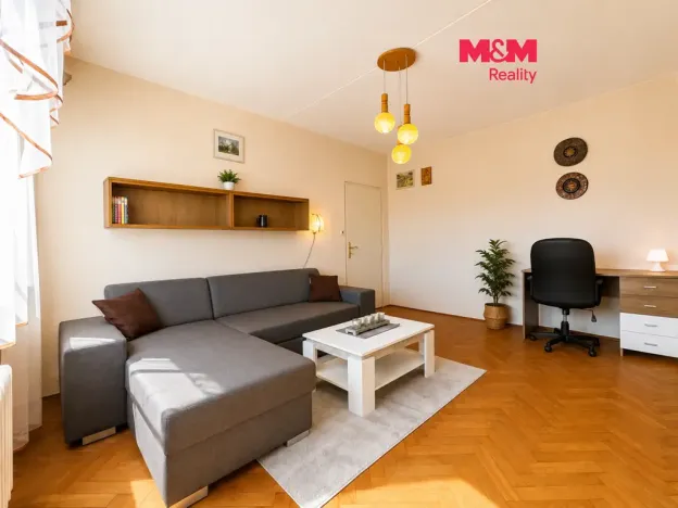 Prodej bytu 1+1, Karlovy Vary - Stará Role, Okružní, 36 m2