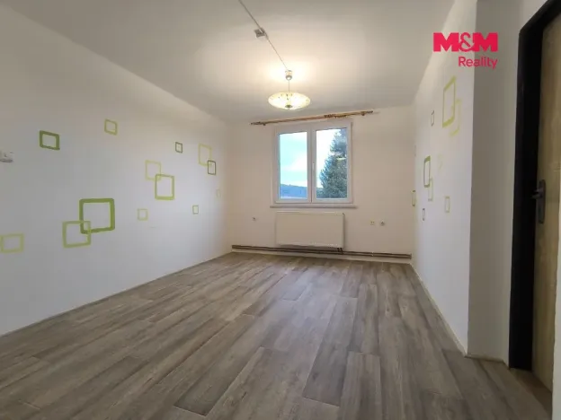 Prodej bytu 2+1, Bušanovice - Želibořice, 54 m2