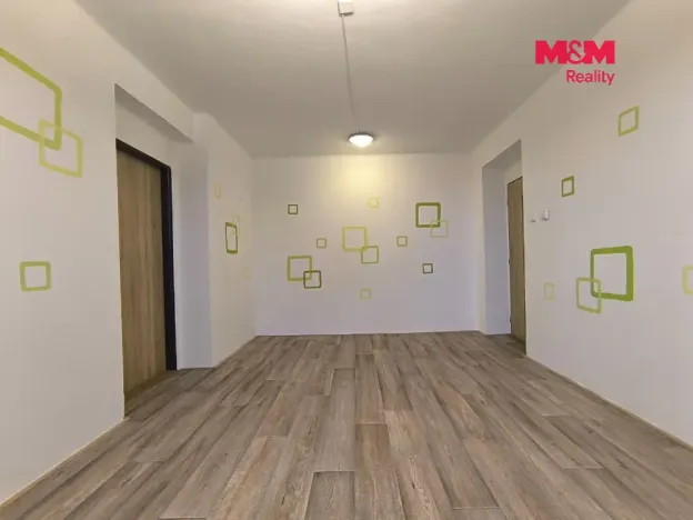 Prodej bytu 2+1, Bušanovice - Želibořice, 54 m2