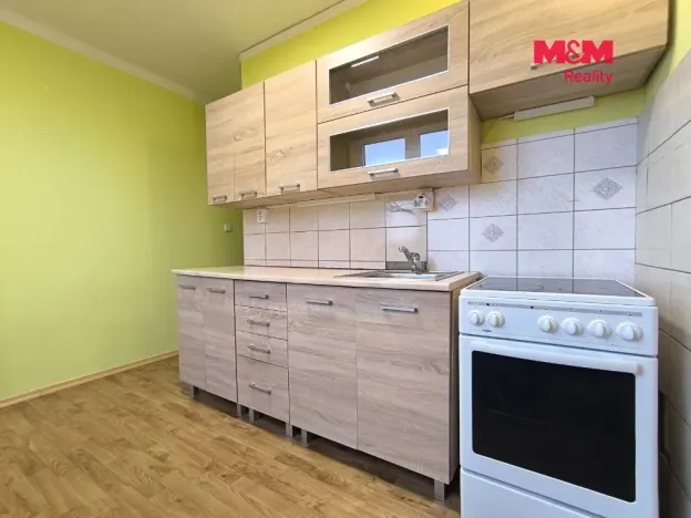 Prodej bytu 2+1, Bušanovice - Želibořice, 54 m2
