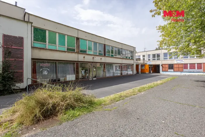 Prodej obchodního prostoru, Česká Lípa, Okružní, 1600 m2