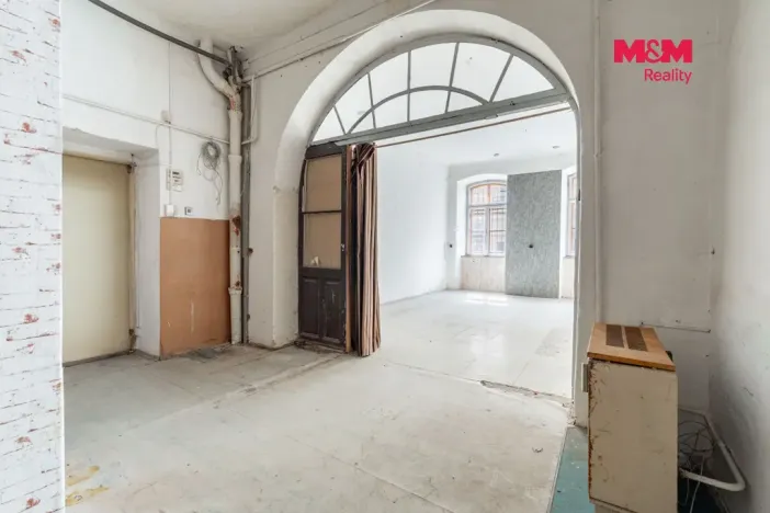 Prodej obchodního prostoru, Jihlava, Čajkovského, 108 m2