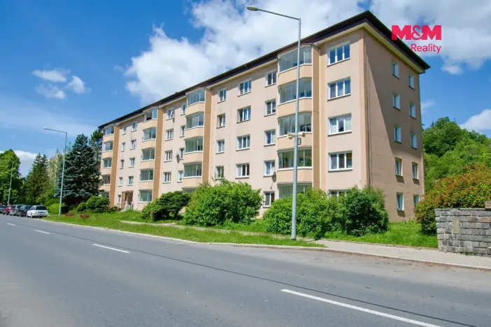 Prodej bytu 3+1, Vsetín, Jasenická, 73 m2