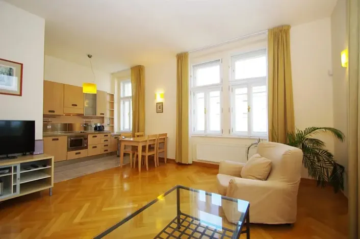 Pronájem bytu 2+kk, Praha - Malá Strana, Újezd, 73 m2