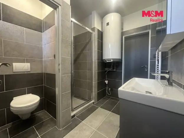 Pronájem bytu 2+kk, Chomutov, Rooseveltova, 33 m2