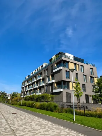 Pronájem bytu 2+kk, Praha - Libeň, Menclova, 58 m2