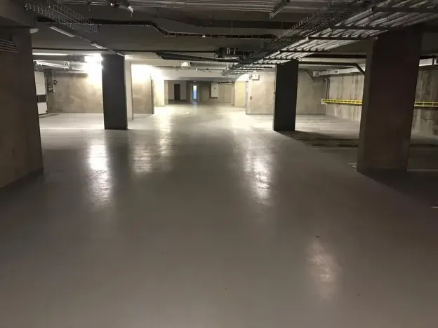 Pronájem garážového stání, Praha - Dolní Počernice, Černodolská, 14 m2