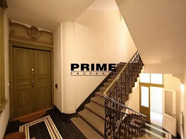 Pronájem bytu 3+1, Praha - Nové Město, Odborů, 81 m2
