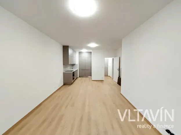 Pronájem bytu 2+kk, Praha - Vysočany, Gerstelova, 48 m2