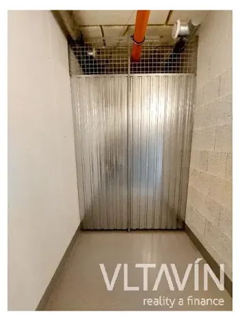 Pronájem bytu 2+kk, Praha - Vysočany, Gerstelova, 48 m2