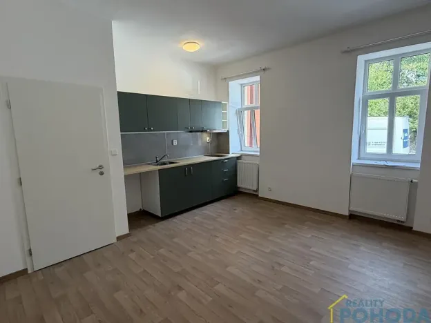 Pronájem bytu 1+kk, Choceň, Peliny, 27 m2