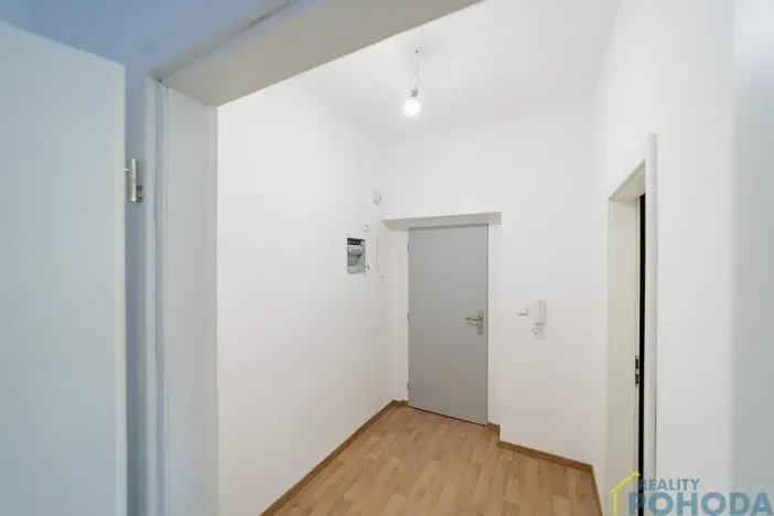 Pronájem bytu 1+kk, Choceň, Peliny, 27 m2