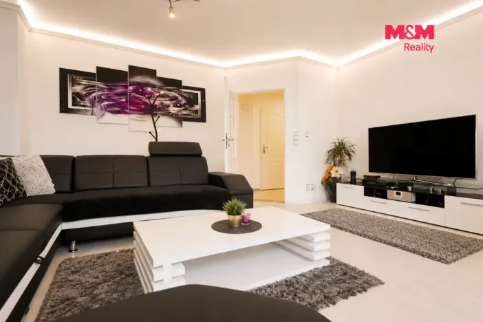 Prodej bytu 3+1, Dalovice - Všeborovice, Dolní, 74 m2