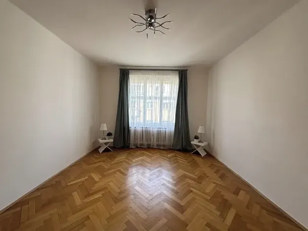 Pronájem bytu 2+kk, Praha - Vinohrady, V Horní Stromce, 47 m2