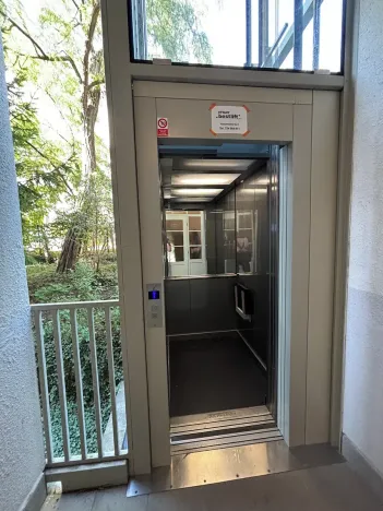 Pronájem bytu 2+kk, Praha - Vinohrady, V Horní Stromce, 47 m2