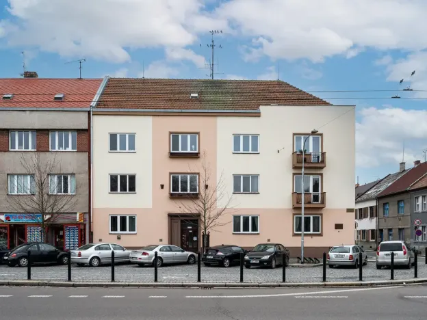Pronájem bytu 2+1, Pardubice - Zelené Předměstí, Zborovské náměstí, 72 m2