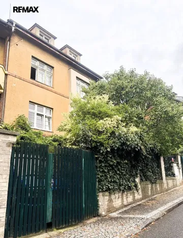 Pronájem bytu 1+1, Praha - Dejvice, Vilímovská, 32 m2