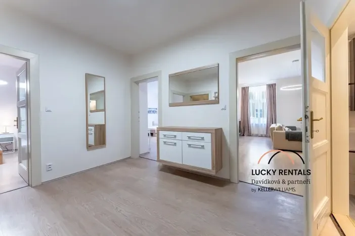 Pronájem bytu 3+1, Praha - Staré Město, Havelská, 135 m2